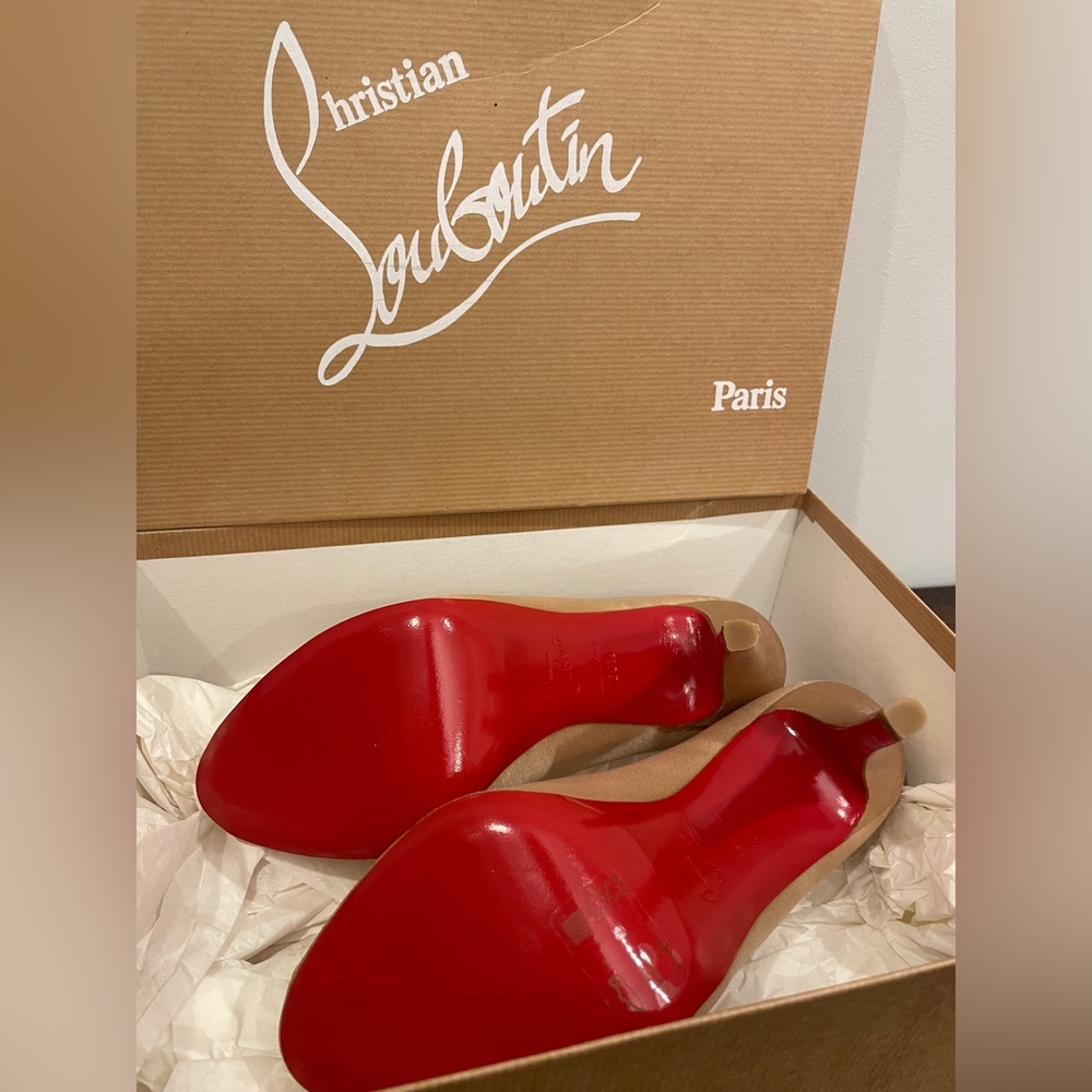 Christian Louboutin Very Prive 120 Satin PK1W Nude 30 size 36.5 bought@Barney’s
